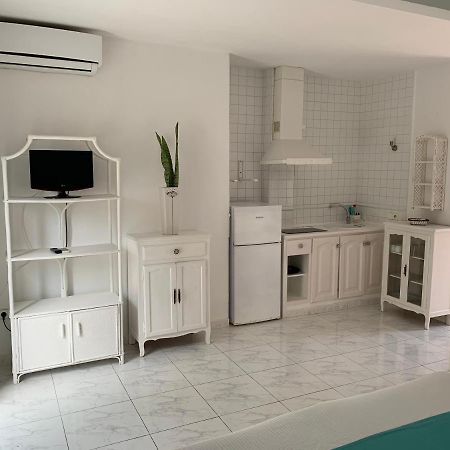 Ferienwohnung Estudio Espujols Es Pujols Exterior foto